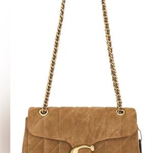 Chic Tan Quilted Shoulder Bag